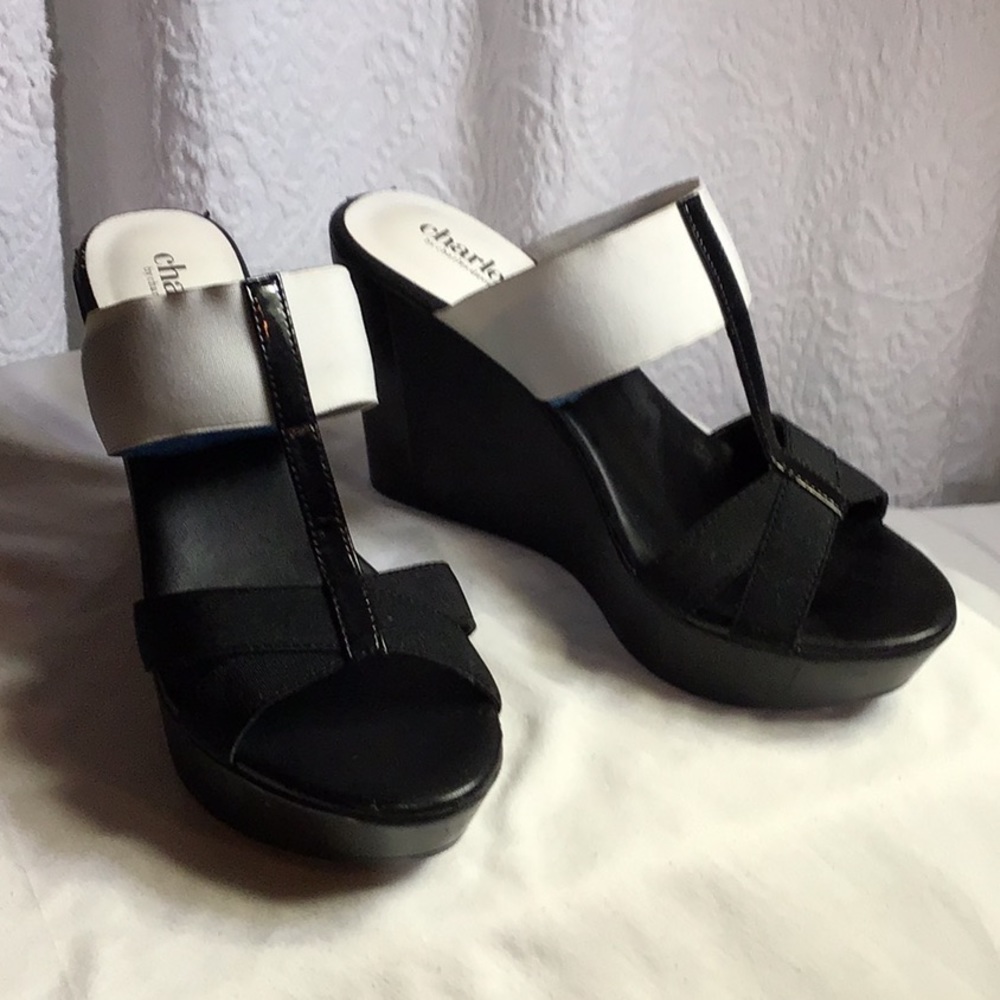 Charles David slip on wedge black and white shoes